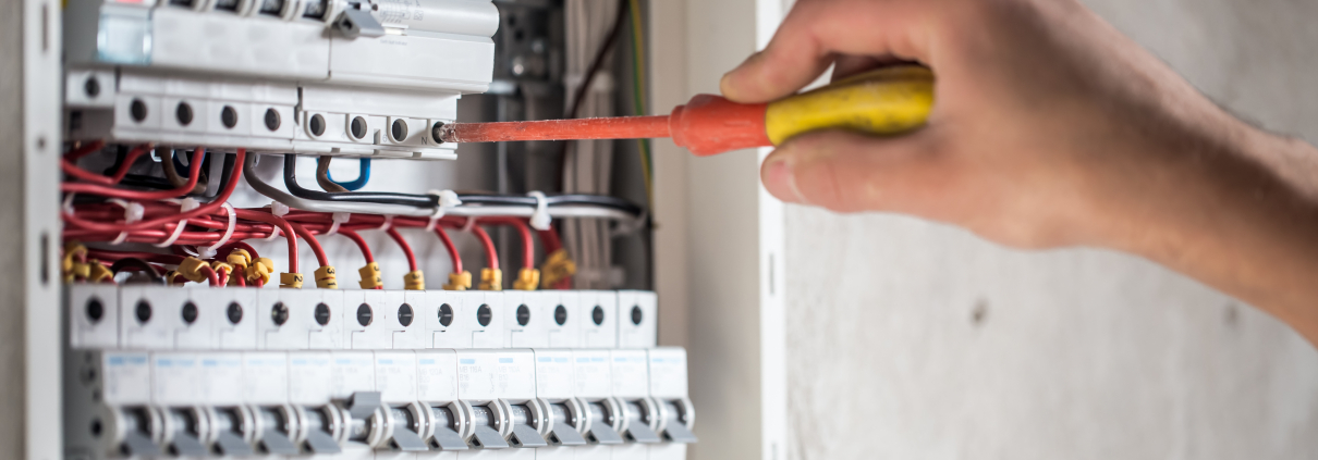 Detección de averías eléctricas en La Jonquera